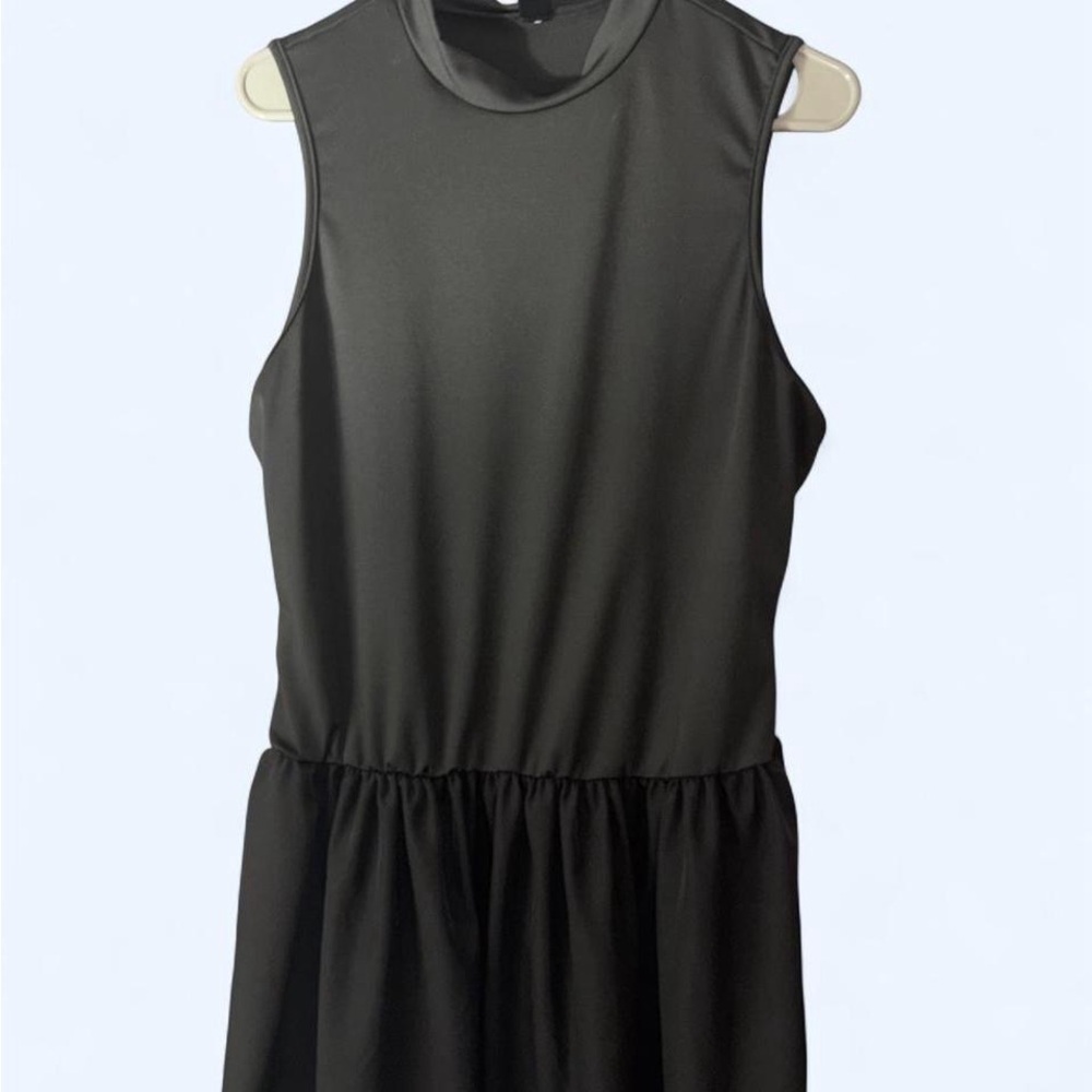 Sleeveless Black A-Line Dress - Picture 3 of 3